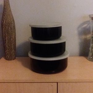 Medal storage containers